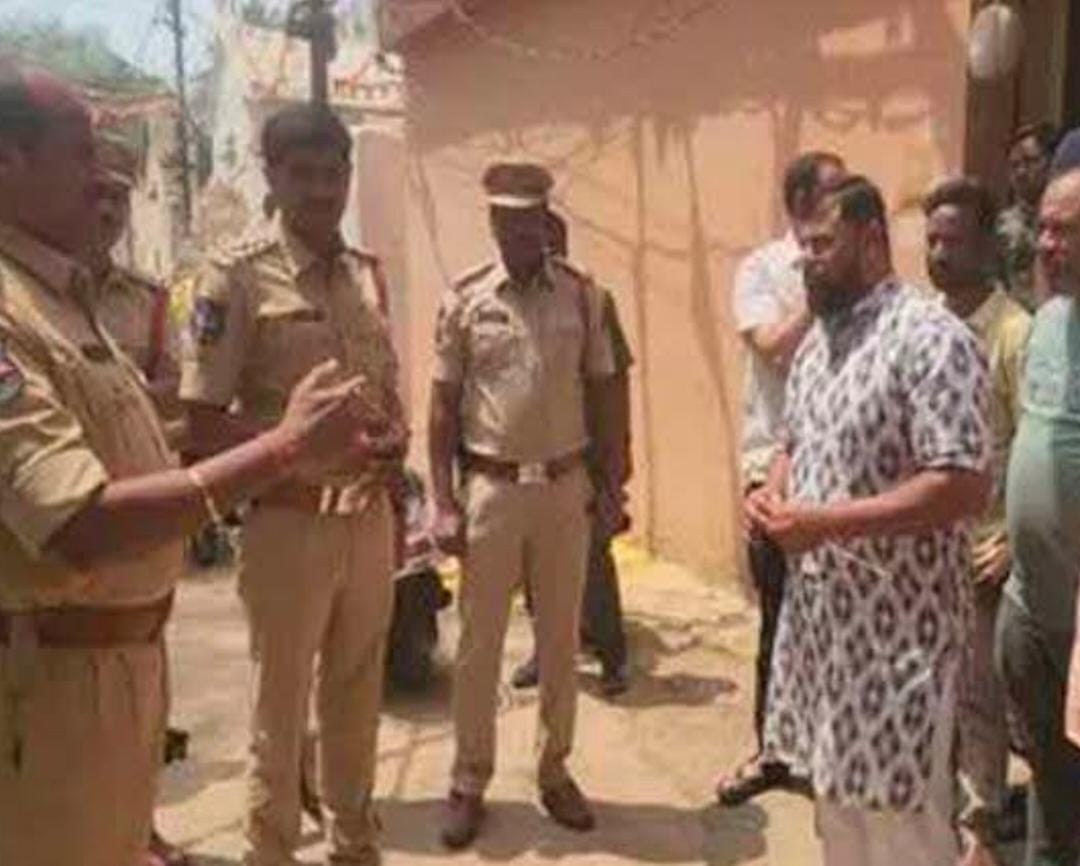 Daily Bharat బిజెపి నేత రాజాసింగ్ ను హౌస్ అరెస్టు చేసిన పోలీసులు