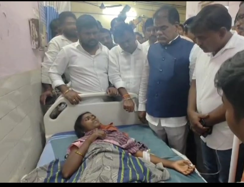 షాద్ నగర్ లో దళిత మహిళపై థర్డ్ డిగ్రీ ఘటన బాధాకరం.!