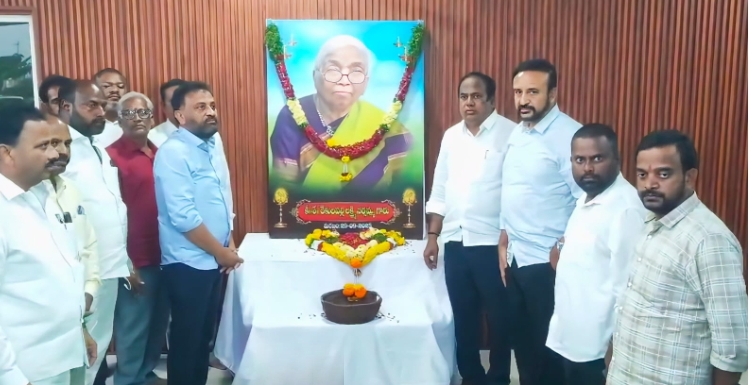 రూరల్ ఎమ్మెల్యే భూపతి రెడ్డి ని పరామర్శించిన ఎల్లారెడ్డి, జుక్కల్ ఎమ్మెల్యేలు