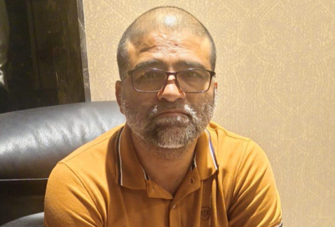 లంచాల వాసనలో లగ్జరీ జీవితం&hellip; 