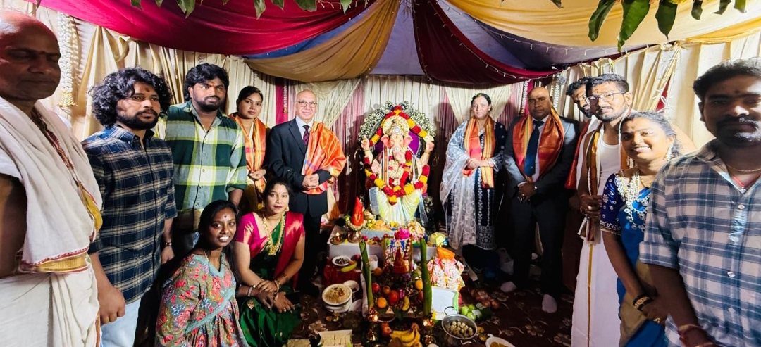 విదేశాల్లో సైతం ఘనంగా గణేష్ ఉత్సవాలు