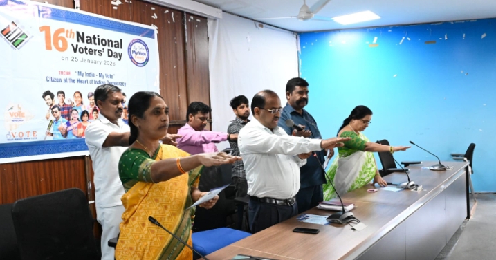 ప్రతి ఒక్కరూ ఓటు హక్కు వినియోగించుకోవాలి : అదనపు కలెక్టర్ కె.చంద్రా రెడ్డి