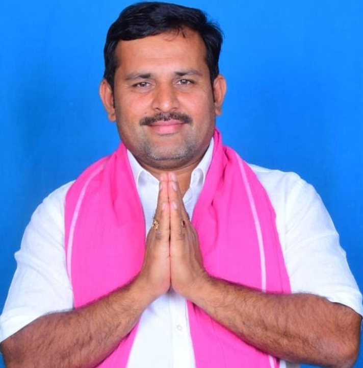 ప్రజలందరికీ దసరా శుభాకాంక్షలు బీఆర్ఎస్ పార్టీ నాయకులు లకావత్ గిరిబాబు