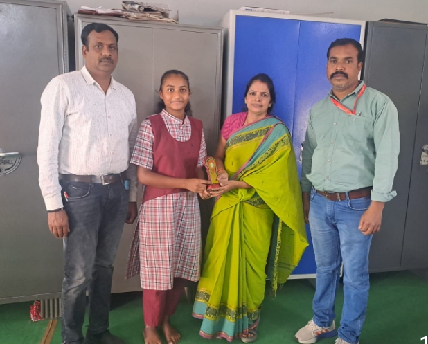 రాష్ట్ర స్థాయి కబడ్డీ పోటీలకు ఎంపికైన సిరిసిల్ల విద్యార్థిని