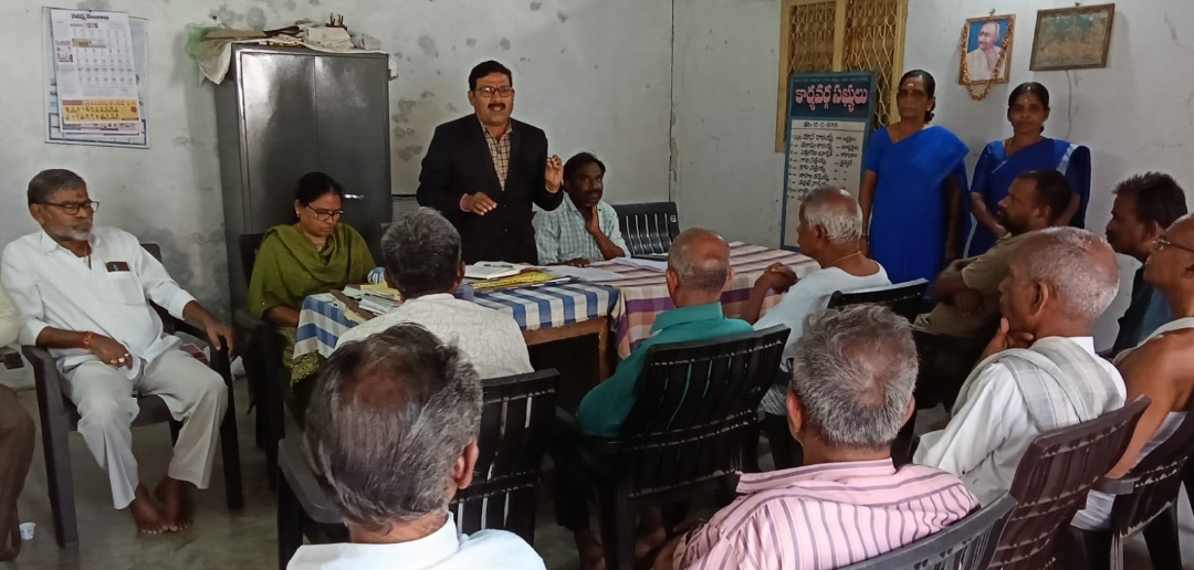 Daily Bharat "కార్మికులు ఆరోగ్య పరిరక్షణకు ప్రాధాన్యత ఇవ్వాలి" : సైకాలజిస్ట్ కె. పున్నం చందర్