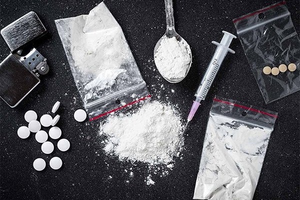 హైదరాబాద్&zwnj;లో రూ.64.35 లక్షల డ్రగ్స్ స్వాధీనం