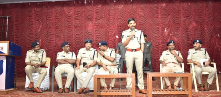 జిల్లాలో  ముఖ్యమంత్రి పర్యటన నేపథ్యంలో భారీ పటిష్టమైన బందోబస్తు ఏర్పాటు