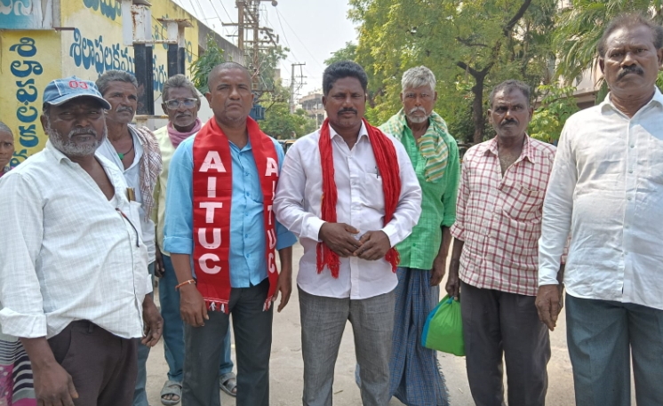 కార్మికులకు పని కల్పించాలి : కడారి రాములు