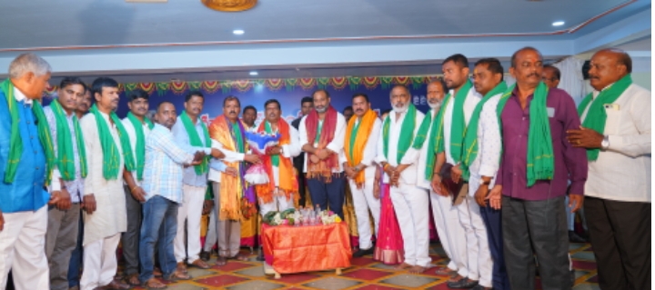 మున్నూరు కాపు  నూతన కార్యవర్గ ప్రమాణ స్వీకారం