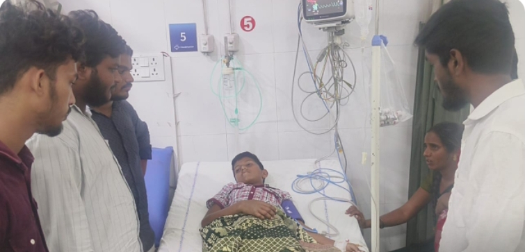 పాముకాటు గురైన విద్యార్థికి మెరుగైన చికిత్స అందించాలి : ABVP