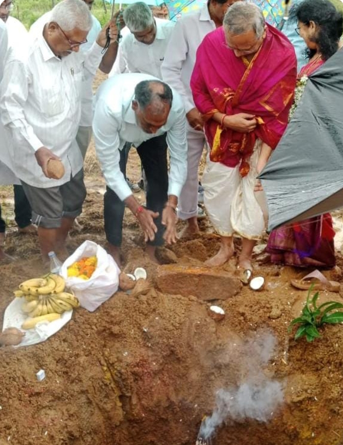 విశ్వకర్మ సేవా ట్రస్ట్ ప్రకృతి వనం భూమి పూజలో పాల్గొన్న పాలమూరు విష్ణువర్ధన్ రెడ్డి