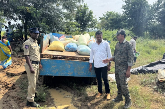 పిడిఎస్ బియ్యం పట్టివేత