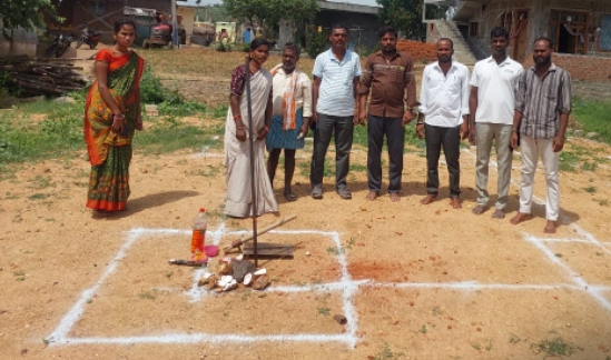 ఇందిరమ్మ ఇండ్లకు మెదక్ శాసనసభ్యుడు రోహిత్ రావు ముగ్గు వేశారు