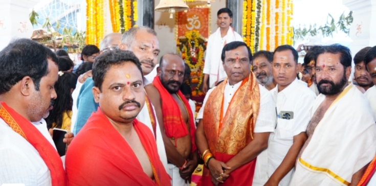 పురాతన ఆలయాల పరిరక్షణ బాధ్యత ప్రతి ఒక్క హిందూ బంధువుది : అర్బన్ ఎమ్మెల్యే ధన్ పాల్ సూర్యనారాయణ
