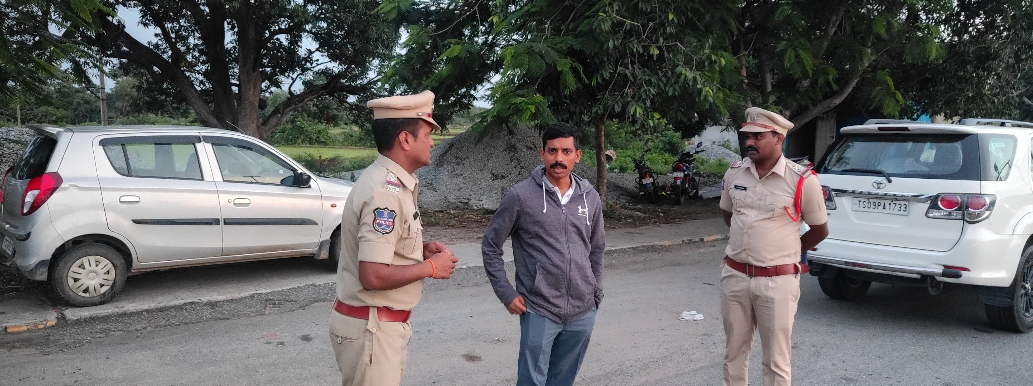 ఇందల్వాయి టోల్ ప్లాజా వద్ద రోడ్డు ప్రమాదాల నివారణకై తీసుకోవలసిన చర్యల పై పర్యవేక్షించిన సిపి