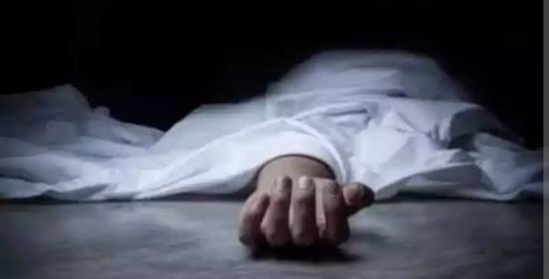 9 ఏళ్ల బాలికపై హత్యాచారం..? సూట్&zwnj;కేసులో మృతదేహం