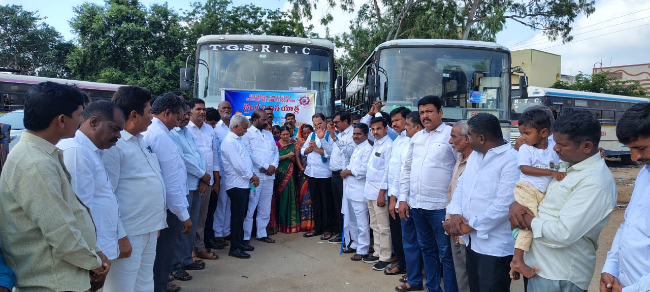 మానవాళి జీవితం ఎల్లవేళలా  సుఖశాంతులతో వర్ధిల్లాలి : షాద్ నగర్ ఎమ్మెల్యే వీర్లపల్లి శంకర్