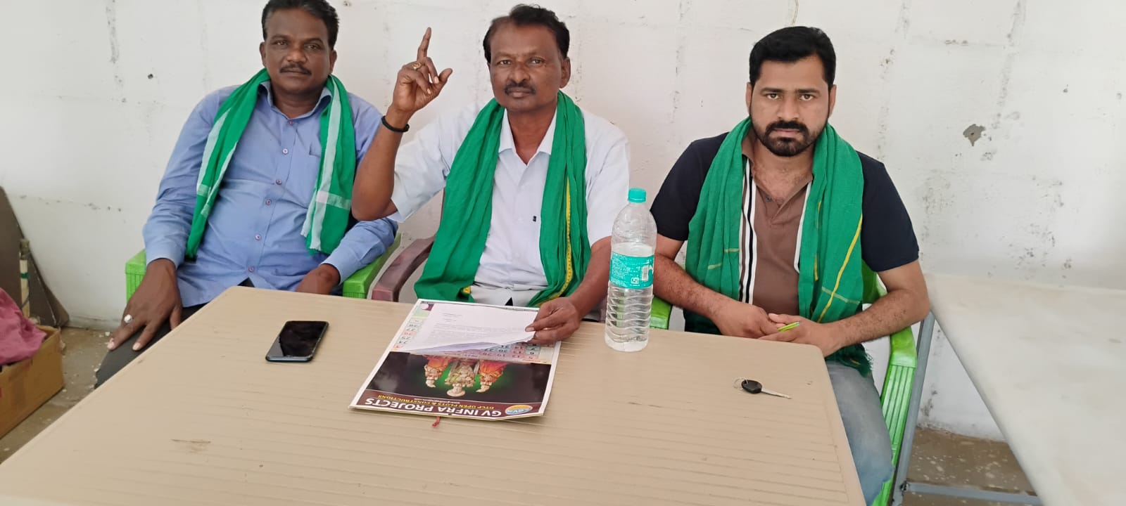 అడ్వకేట్ రవి పై దాడికి ప్రయత్నించిన వారి పై వెంటనే అట్రాసిటీ కేసు నమోదు చేయాలి :  తుడుం దెబ్బ నాయకులు