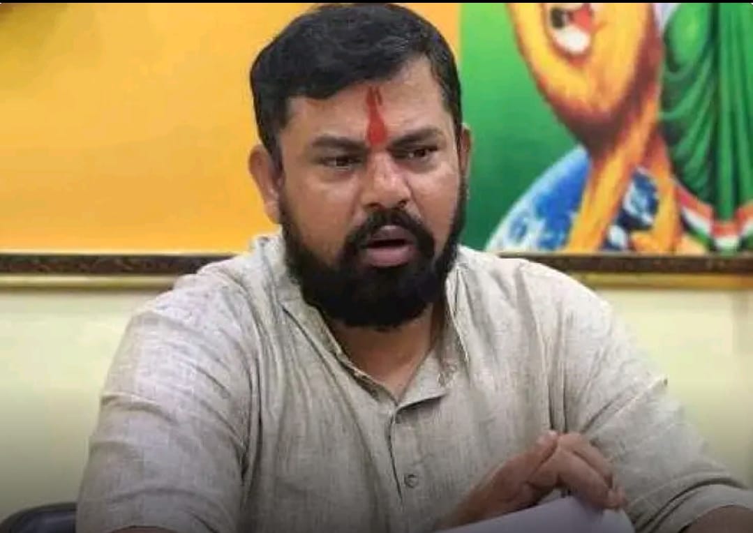శివ స్వాములపై దాడి.. రాజాసింగ్ సీరియస్