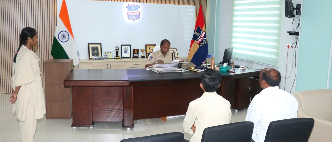 ఎస్.పి డా. .బి.బాలస్వామి  ఆద్వర్యంలో ప్రజావాణి కార్యక్రమం