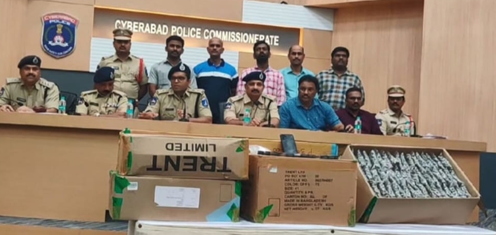 డెలివరీ బాయ్&zwnj; ముసుగులో డ్రగ్స్&zwnj; సరఫరా