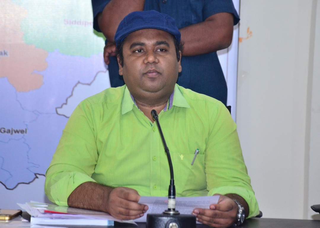 ప్రశాంత వాతావరణంలో పారదర్శకంగా ఎన్నికలు నిర్వహించేందుకు ప్రతి ఒక్కరూ సహకరించాలి :జిల్లా కలెక్టర్ రాహుల్ రాజ్ 