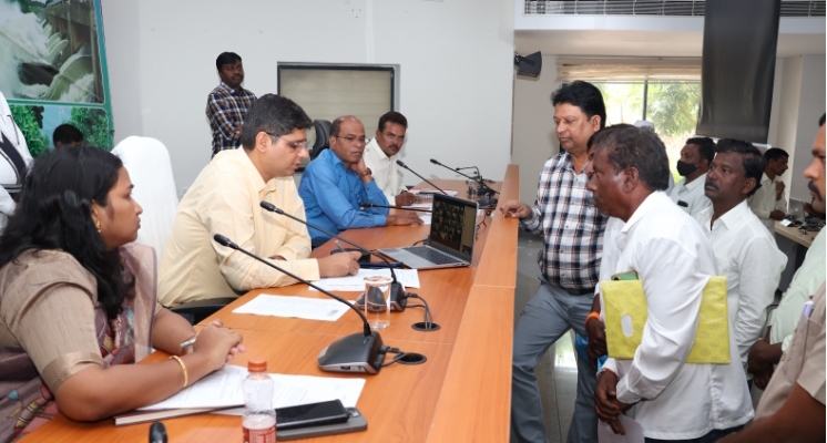 ప్రజావాణి లో 91 దరఖాస్తులు : జిల్లా పాలనాధికారి ఆశిష్ సాంగ్వాన్