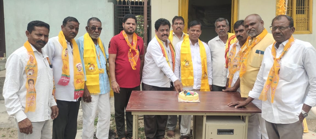 ఎన్టీఆర్ కి ఘన నివాళులర్పించిన సిరిసిల్ల నియోజకవర్గ తెలుగుదేశం తమ్ముళ్లు