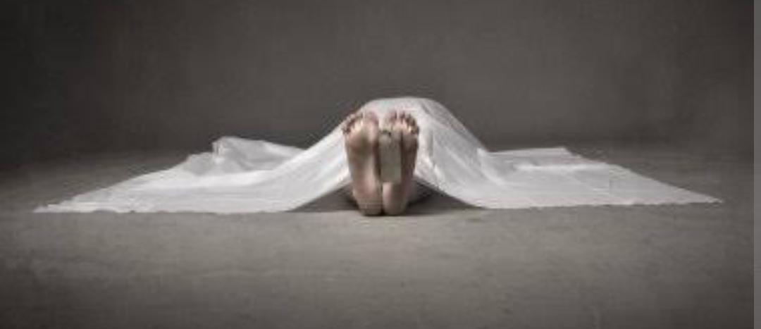 మంత్రాల నెపంతో.. మహిళపై పెట్రోల్&zwnj; పోసి సజీవదహనం చేశారు