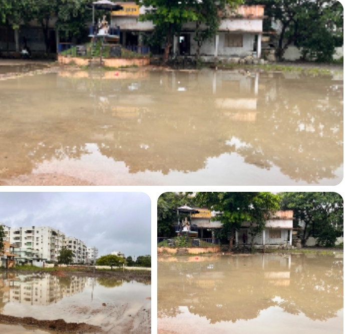 చెరువులను తలపిస్తున్న ప్రభుత్వ పాఠశాల ప్రాంగణాలు