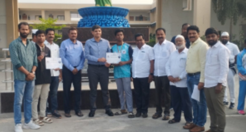 Daily Bharat ఎస్ ఆర్ ఫౌండేషన్ సేవలను ప్రశంసించిన జిల్లా కలెక్టర్