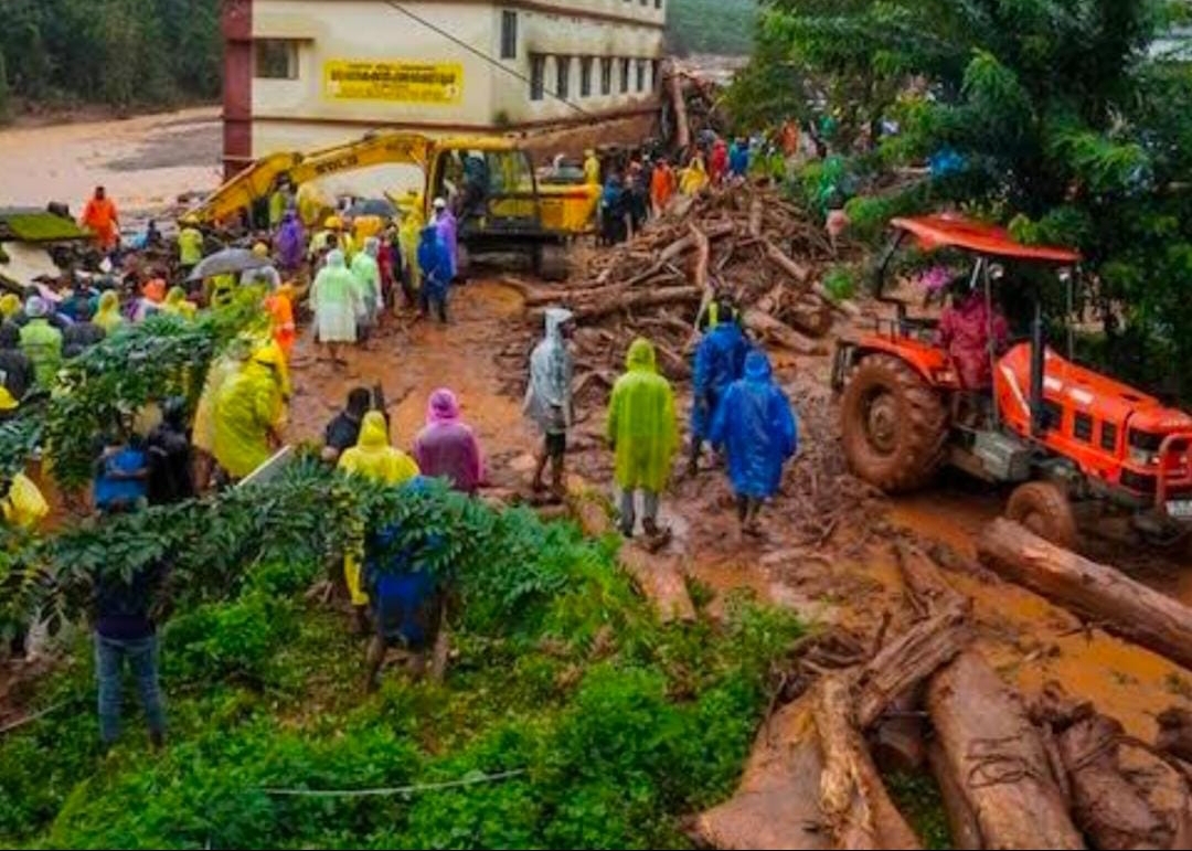 కేరళలో ప్రకృతి విలయానికి 308 మంది బలి