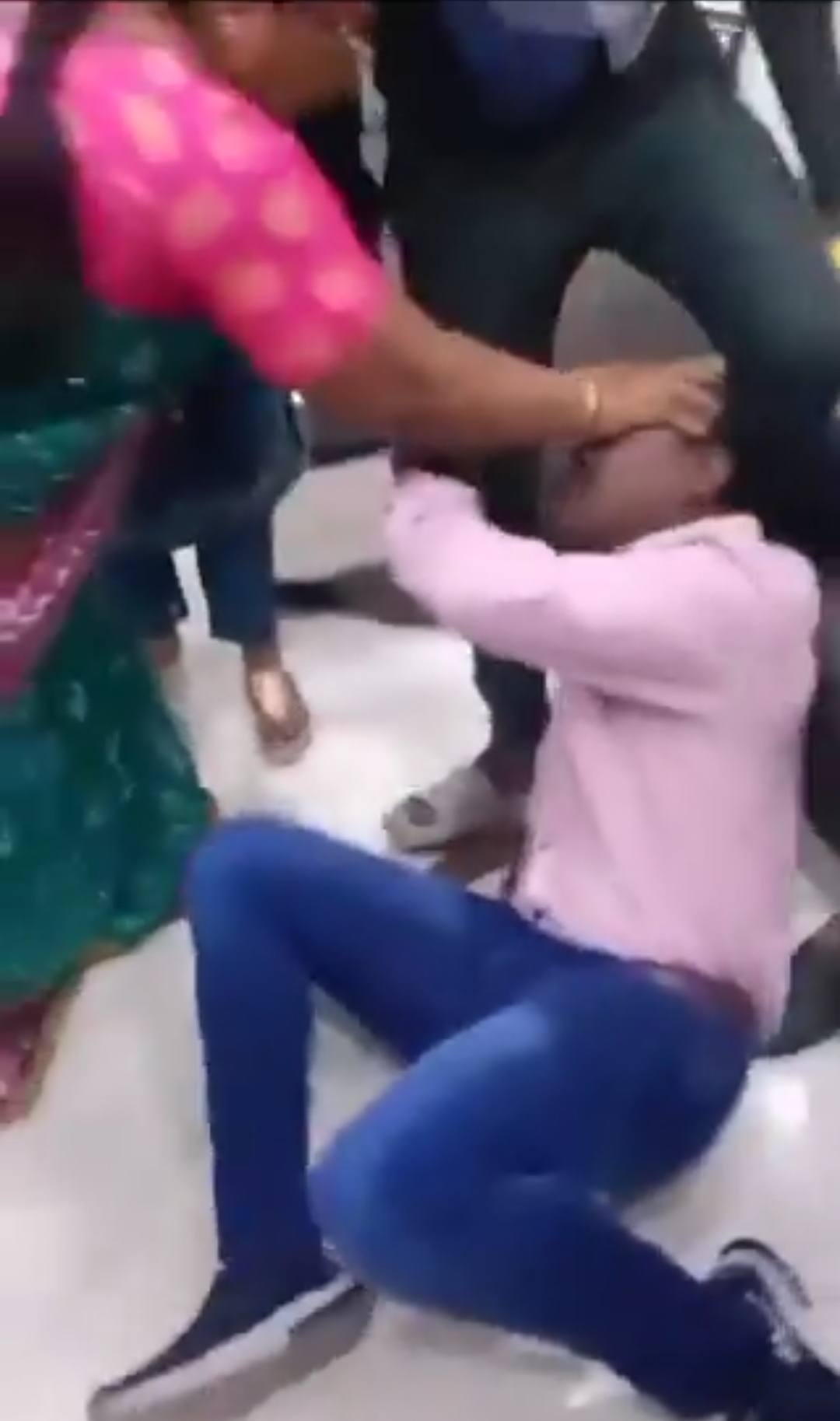 ఒకటో తరగతి చదువుతున్న చిన్నారిపై డాన్స్ టీచర్ లైంగిక దాడి ? 