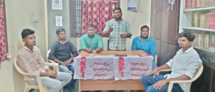 హైదరాబాద్ సెంట్రల్ యూనివర్సిటీ లో  అరెస్ట్ చేసిన విద్యార్థులను తక్షణమే విడుదల చేయాలి