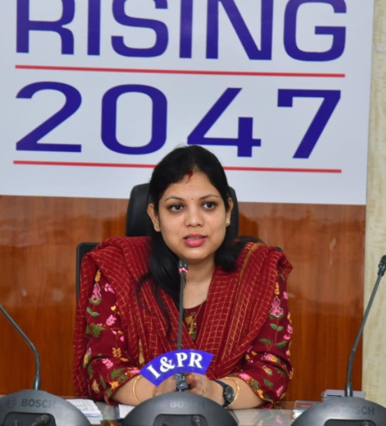 వలస కూలీల పిల్లలను గుర్తించండి : జిల్లా కలెక్టర్ పమేలా సత్పతి