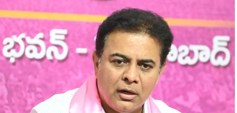 ఎంపీలు బండి సంజయ్, అరవింద్&zwnj;కు కేటీఆర్ లీగల్ నోటీసులు