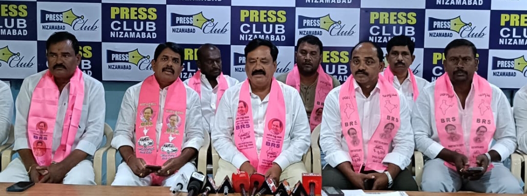 Daily Bharat మచ్చలేని మాజీ మంత్రి బాల్కొండ ఎమ్మెల్యే ప్రశాంత్ రెడ్డి పై తెలంగాణ జాగృతి అధ్యక్షురాలు కవిత చేసిన వ్యాఖ్యలు వెనక్కి తీసుకోవాలి