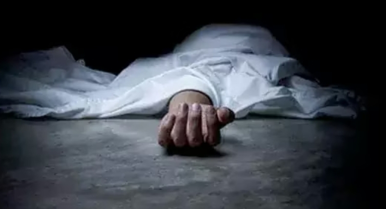 భార్య, బిడ్డలను బావిలో తోసి చంపిన భర్త