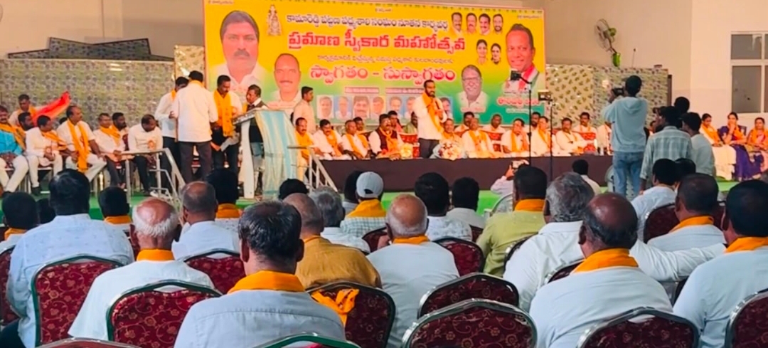 Daily Bharat కామారెడ్డి పట్టణ పద్మశాలి సంఘం నూతన కార్యవర్గ ప్రమాణ స్వీకార మహోత్సవం 