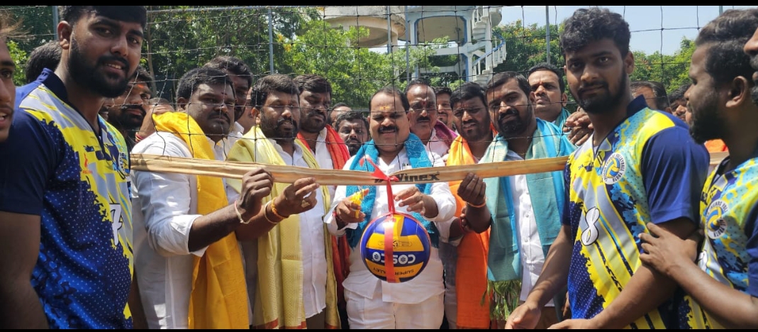 ప్రపంచస్థాయి గుర్తింపు కోసం ఆడాలి : ఎమ్మెల్యే వీర్లపల్లి శంకర్