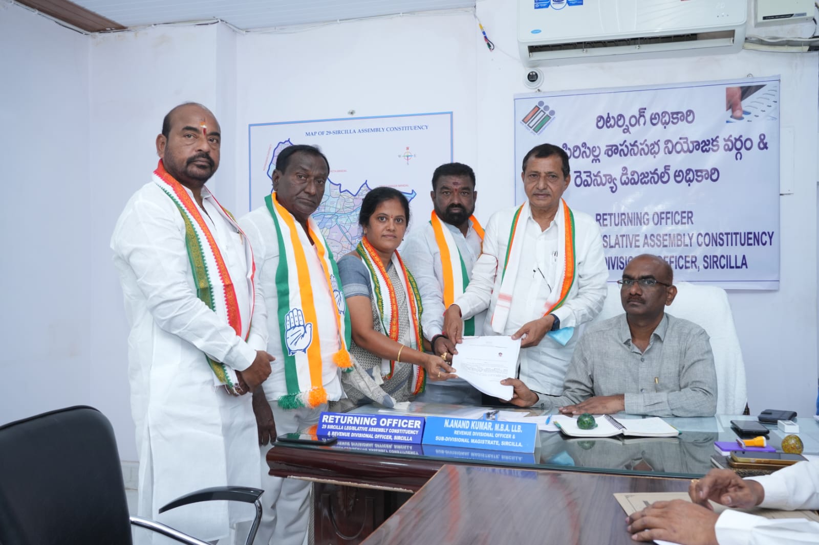 కాంగ్రెస్ పార్టీ అభ్యర్థిగా నామినేషన్ దాఖలు చేసిన కేకే మహేందర్ రెడ్డి