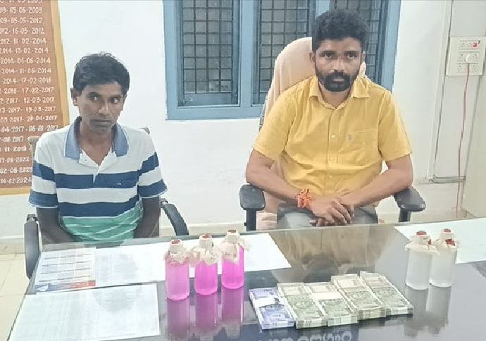 ఏసీబీ కి చిక్కిన తహశీల్దార్