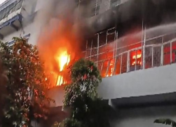 హైదరాబాద్లో మరో అగ్నిప్రమాదం