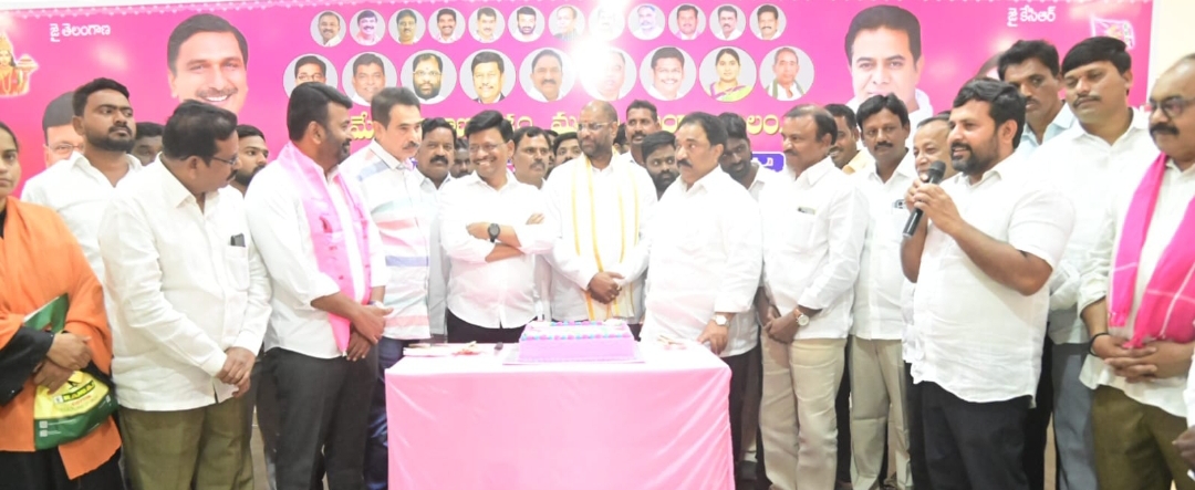 వద్దిరాజు రవిచంద్ర  జన్మదిన శుభాకాంక్షలు తెలిపిన బీఆర్ఎస్ పార్టీ నాయకులు లకావత్ గిరిబాబు 