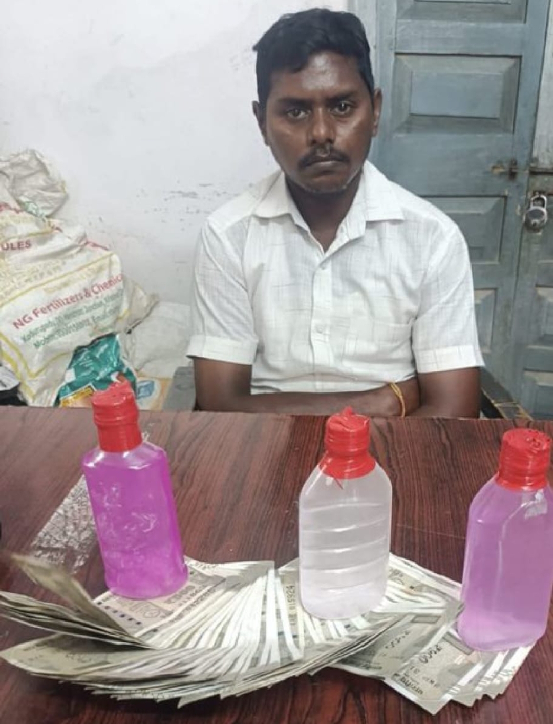 ఏసీబీకి చిక్కిన విద్యుత్ లైన్ ఇన్&zwnj;స్పెక్టర్