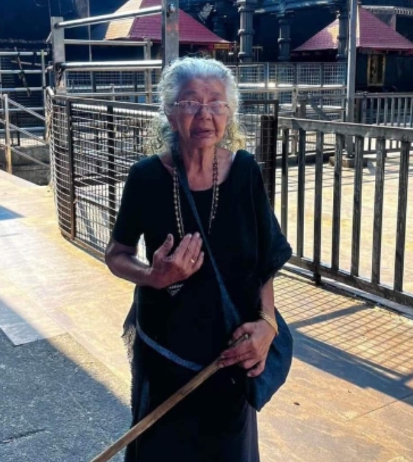 శబరిమల యాత్రికులకు స్ఫూర్తిప్రదాత 85 ఏళ్ల శరత అమ్మ