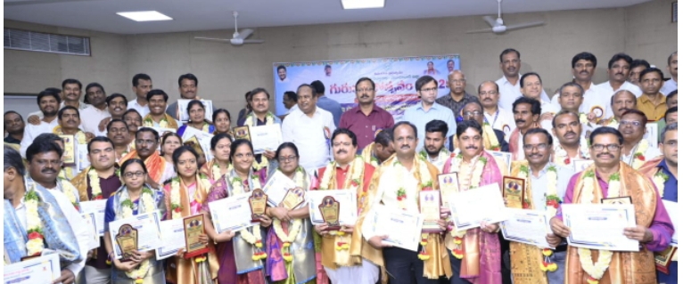 విద్యా రంగంలో జిల్లాను అగ్రభాగాన నిలుపుదాం