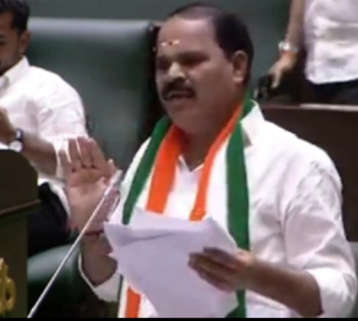సమాజంలో బీసీలకు సమాన గౌరవ హోదా : షాద్ నగర్ ఎమ్మెల్యే వీర్లపల్లి శంకర్
