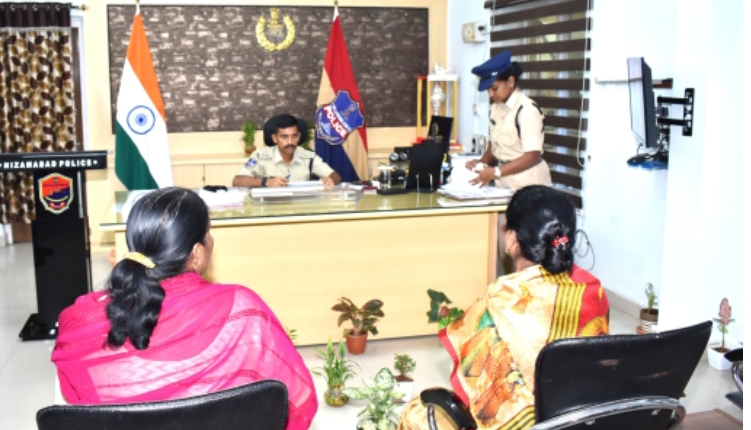 పోలీస్ శాఖ ప్రజావాణి లో భాగంగా 27 ఫిర్యాదులను స్వీకరించిన సిపి సాయి చైతన్య