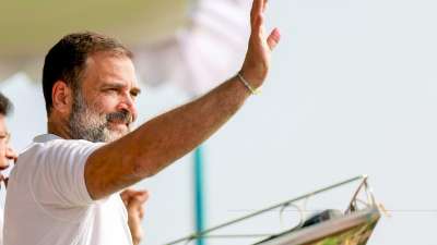 మహిళలకు రూ.4,000 ప్యాకేజీ :  రాహుల్ గాంధీ 